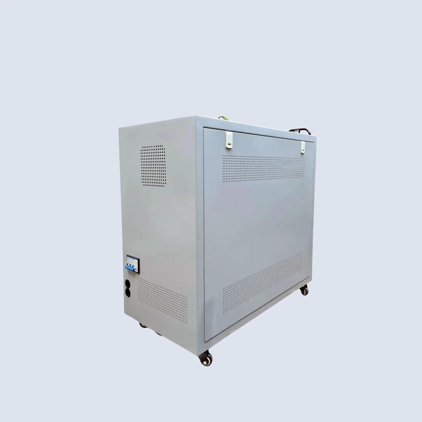 Estabilizador trifásico con aislación 30 KVA - 30000 Watts - Imagen 5
